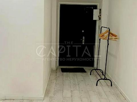 комерційна за адресою Велика Васильківська вул. (Червоноармійська), 23 а