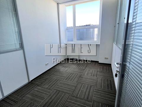 комерційна за адресою Степана Бандери просп. (Московський), 6