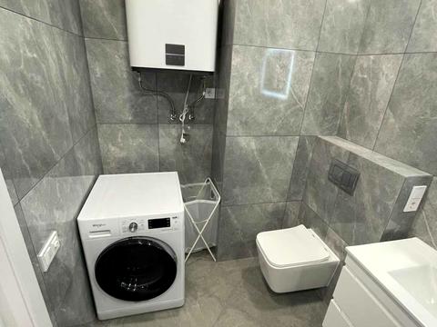 квартира за адресою Дніпровська набережна вул., 15-К