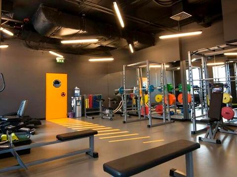 комерційна за адресою Вацлава Гавела бульв. (Івана Лепсе), 1/28