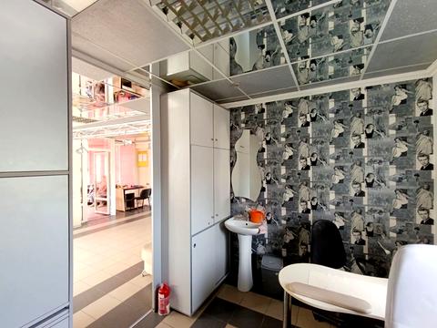 комерційна за адресою Грушевського вул., 57