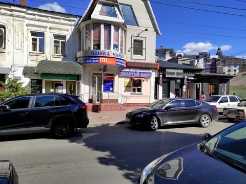 комерційна за адресою Грушевського вул., 57