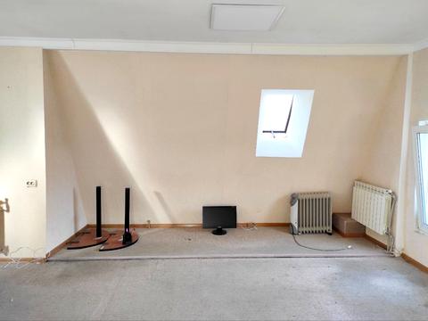 комерційна за адресою Грушевського вул., 57