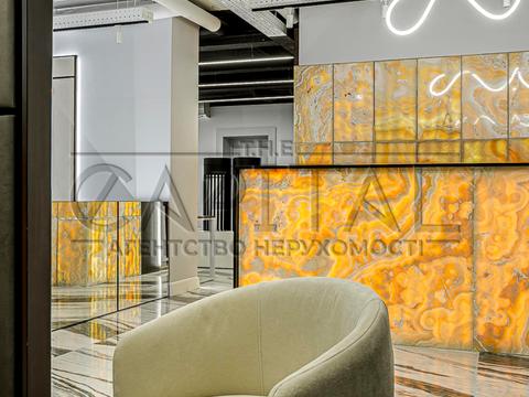 комерційна за адресою Кловский спуск, 1