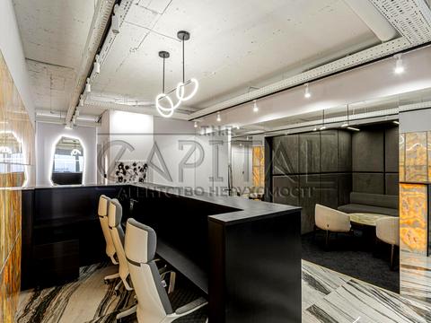 комерційна за адресою Кловский спуск, 1