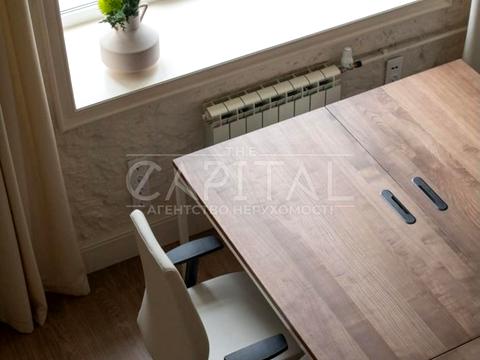 комерційна за адресою Саксаганського вул., 33