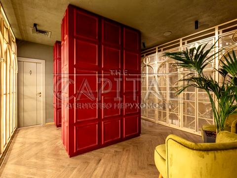 комерційна за адресою Софіївська вул., 12