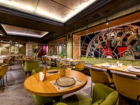 комерційна за адресою Софіївська вул., 12