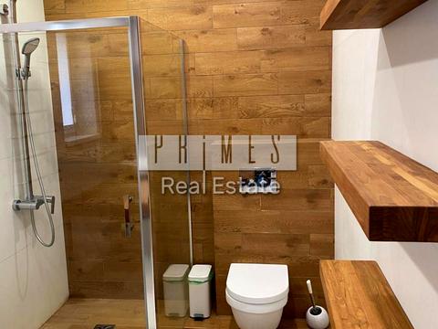 будинок за адресою Жовтнева вул.