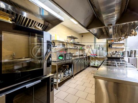 комерційна за адресою Софіївська вул., 12