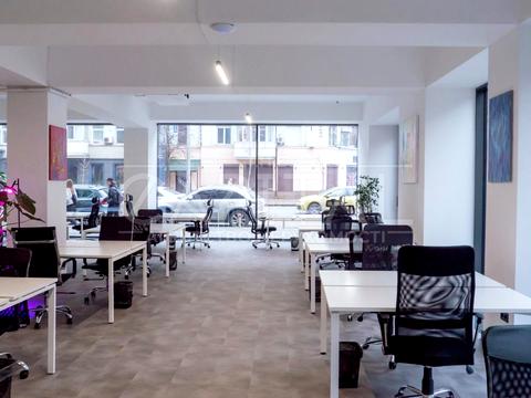 коммерческая по адресу Саксаганского ул., 1-Г