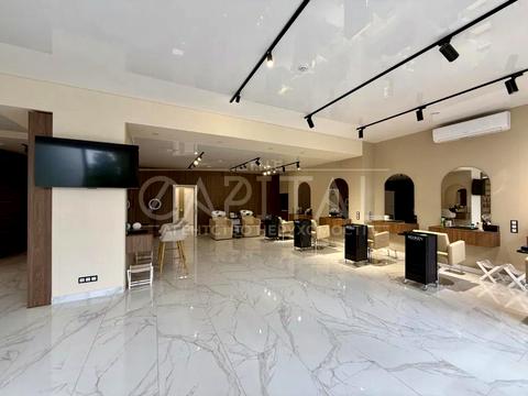 комерційна за адресою Русанівська набережна вул., 8