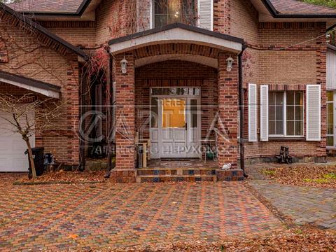 будинок за адресою Боброва, 2