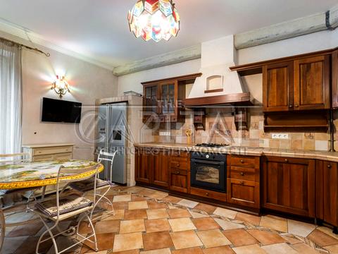 будинок за адресою Боброва, 2