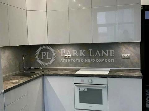 квартира по адресу Академика Филатова ул., 2/1