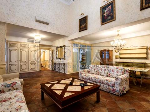 будинок за адресою Боброва, 2