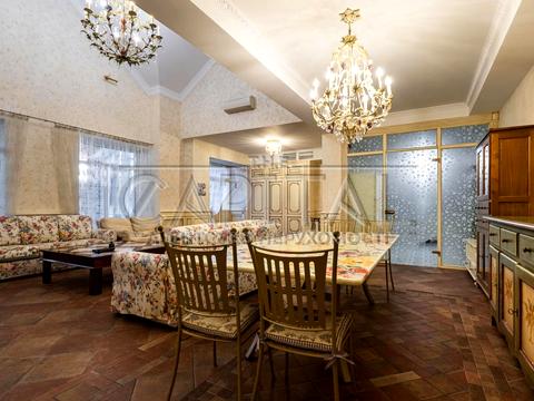 будинок за адресою Боброва, 2