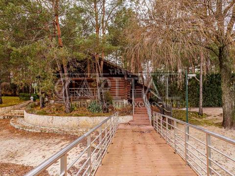 будинок за адресою Боброва, 2