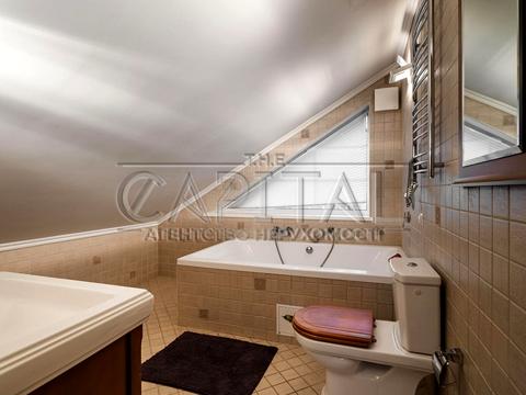 будинок за адресою Боброва, 2