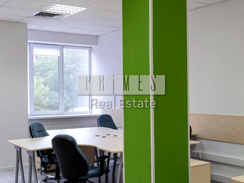 комерційна за адресою Польова вул., 24