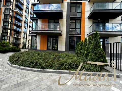 комерційна за адресою Предславинська вул., 55-А