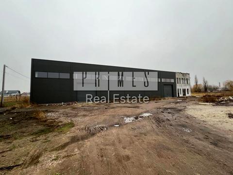 комерційна за адресою Паркова вул., 1