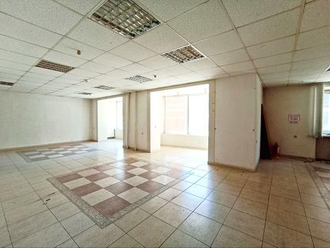 комерційна за адресою Свободи вул., 19