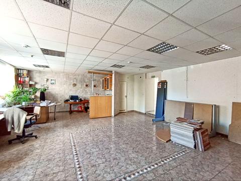 комерційна за адресою Свободи вул., 19