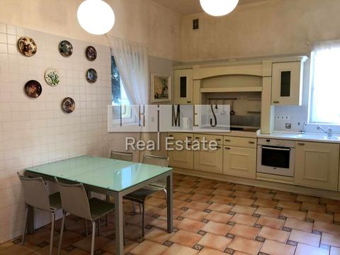 будинок за адресою смт. Козин, Космонавтів вул.