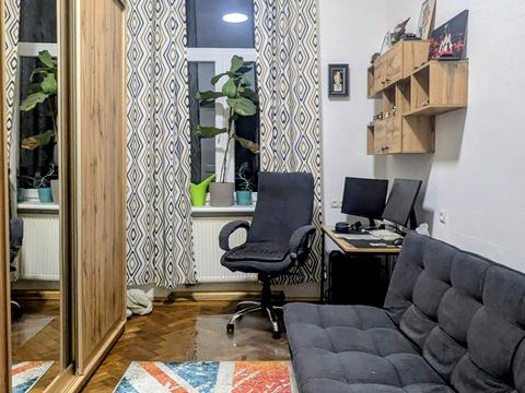 квартира за адресою Михайла Грушевського вул., 15