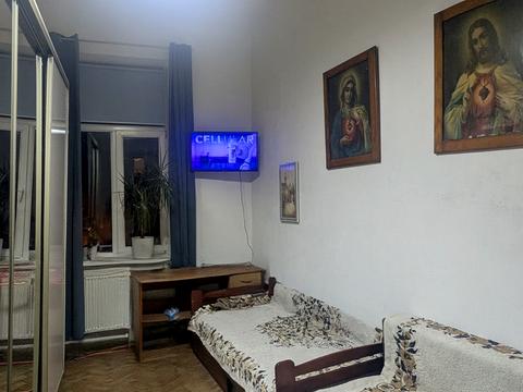 квартира за адресою Михайла Грушевського вул., 15