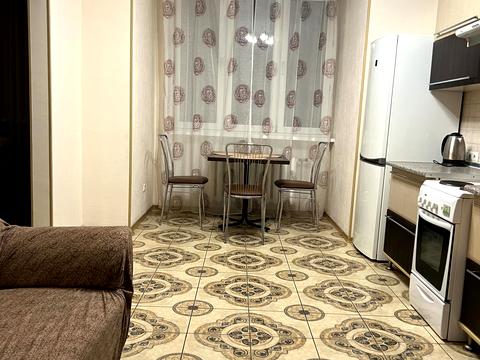 квартира за адресою Срібнокільська вул., 1