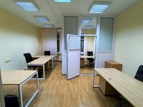 комерційна за адресою Лютеранська вул., 13