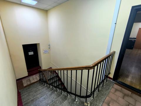 комерційна за адресою Лютеранська вул., 13