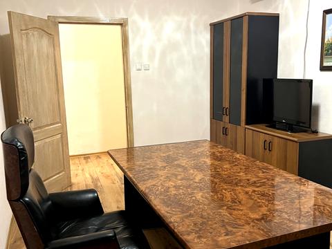 квартира за адресою Срібнокільська вул., 1