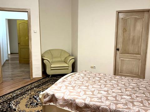 квартира за адресою Срібнокільська вул., 1