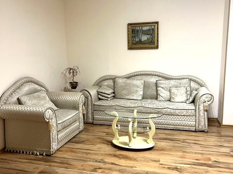 квартира за адресою Срібнокільська вул., 1