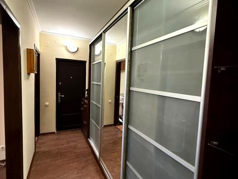 квартира за адресою Одеса, Небесної Сотні просп. (Маршала Жукова), 10-Б