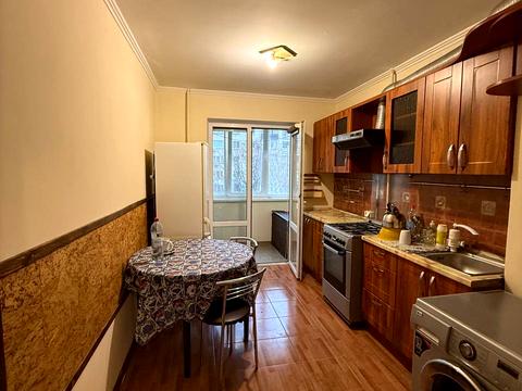 квартира за адресою Одеса, Небесної Сотні просп. (Маршала Жукова), 10-Б