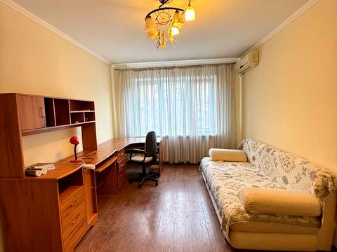 квартира за адресою Одеса, Небесної Сотні просп. (Маршала Жукова), 10-Б