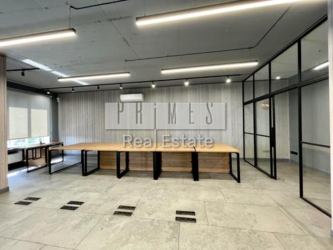 комерційна за адресою вул. Василя Тютюнника, 28а