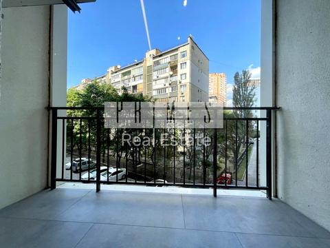 комерційна за адресою вул. Василя Тютюнника, 28а