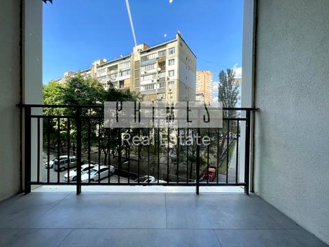 комерційна за адресою вул. Василя Тютюнника, 28а