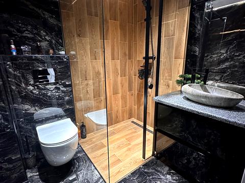 будинок за адресою Героїв Чорнобиля вул., 9/1