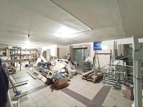 комерційна за адресою Свободи вул., 19