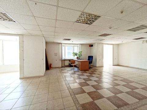 комерційна за адресою Свободи вул., 19