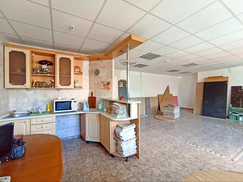 комерційна за адресою Свободи вул., 19