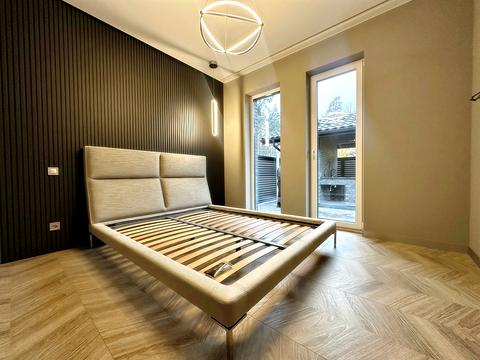 дом по адресу Институтская ул. (Артема)