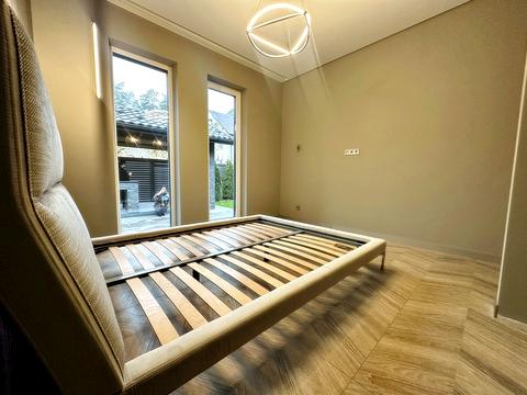 дом по адресу Институтская ул. (Артема)