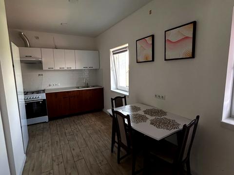 будинок за адресою Чорновола вул., 56